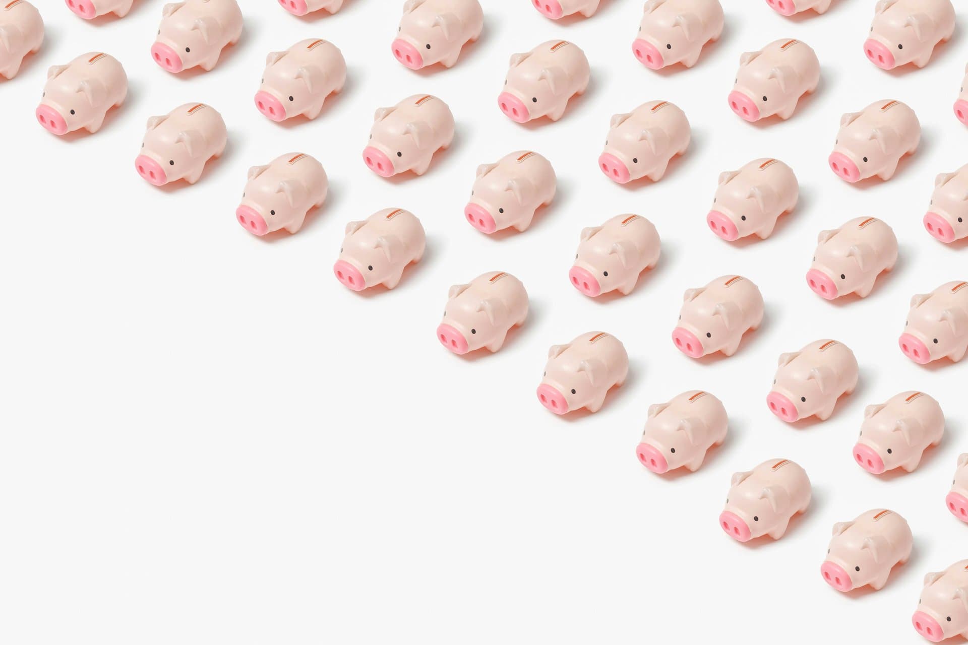 symetrically aligned piggy banks