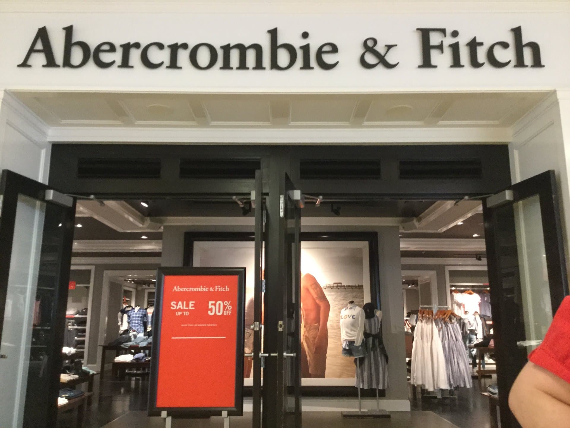 abercrombie outlet