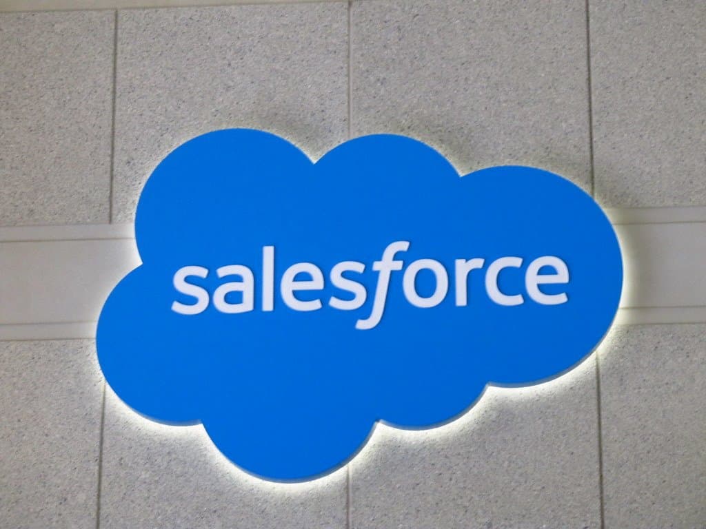 a blue cloud logo