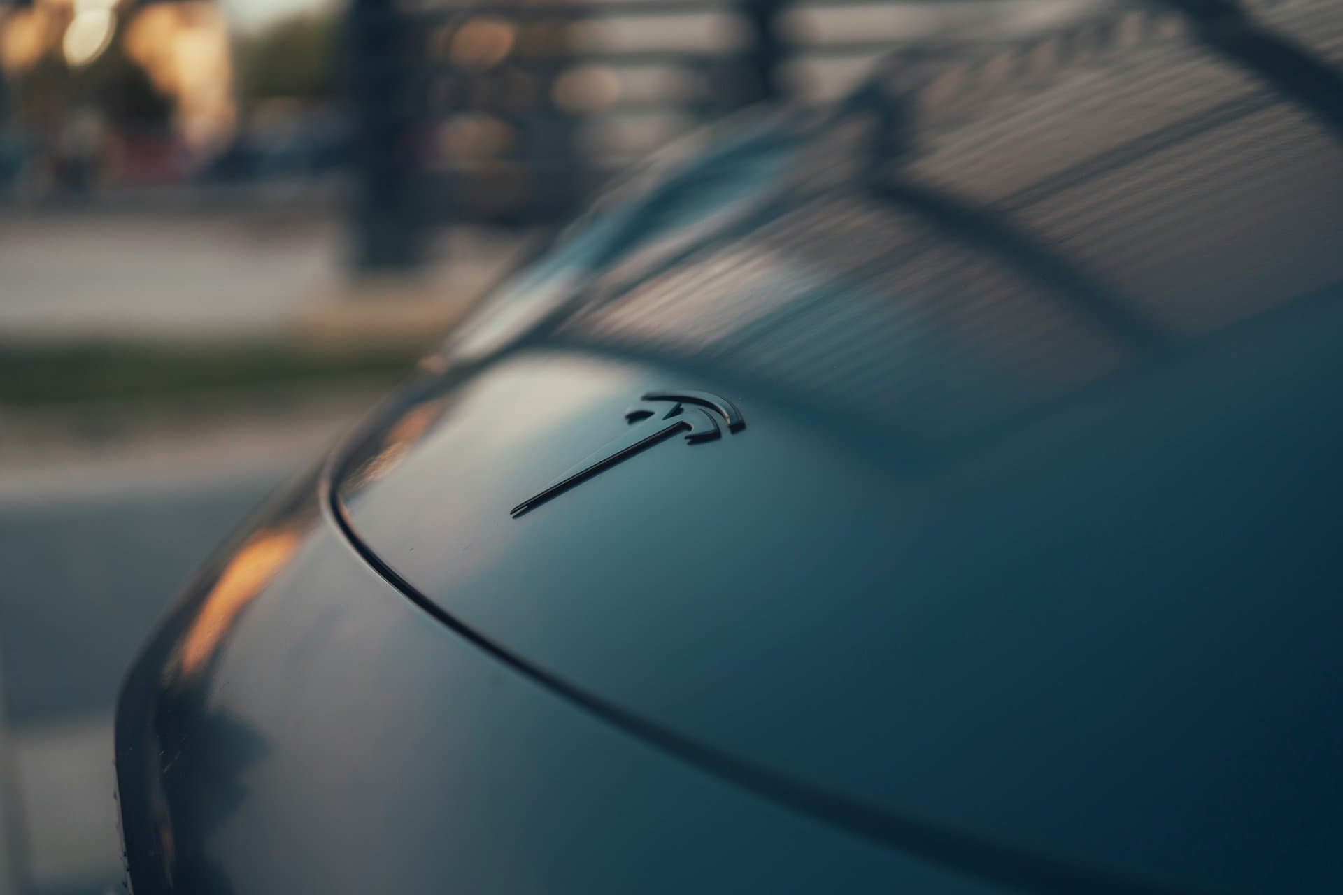 Tesla logo