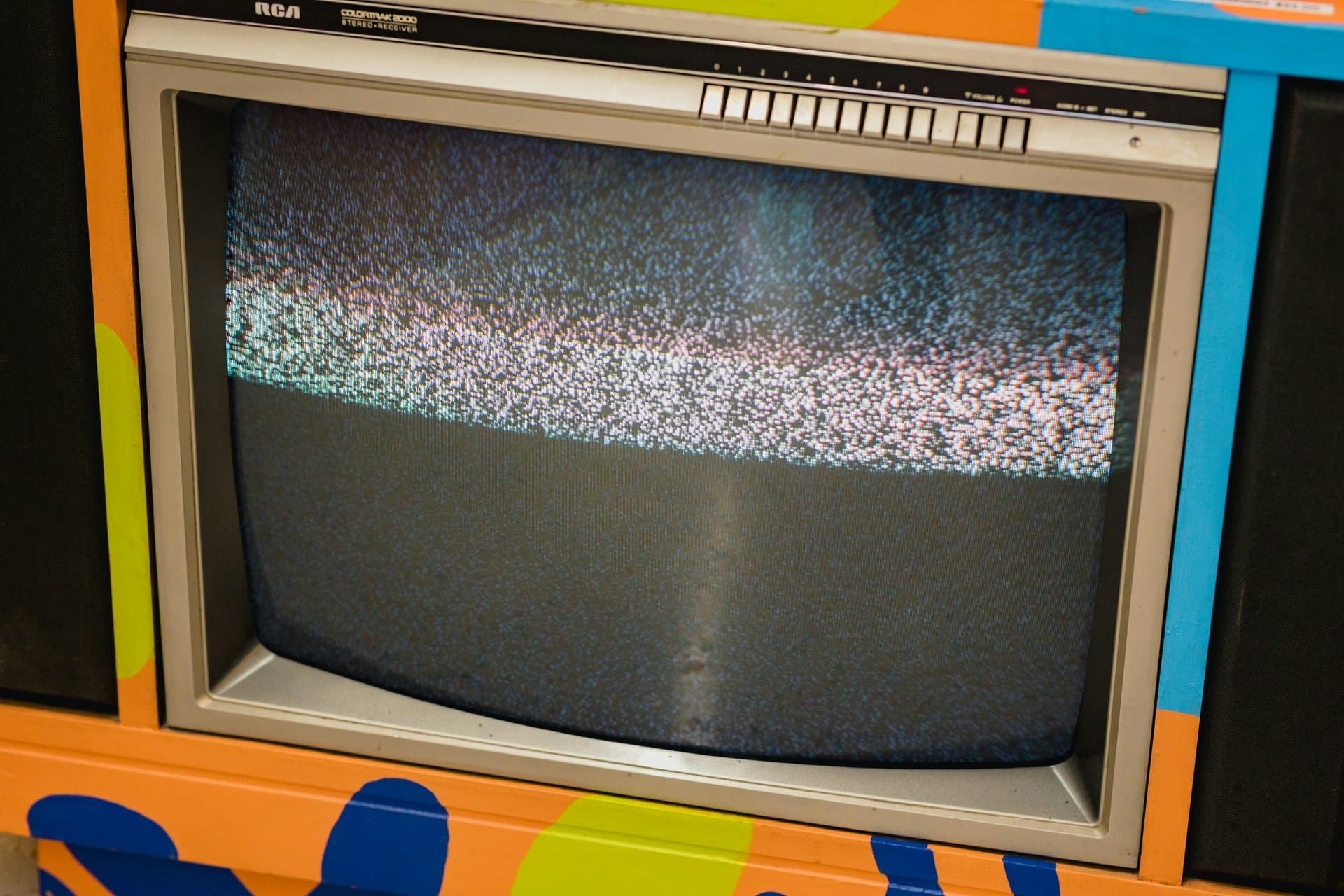 an old cable tv without signal