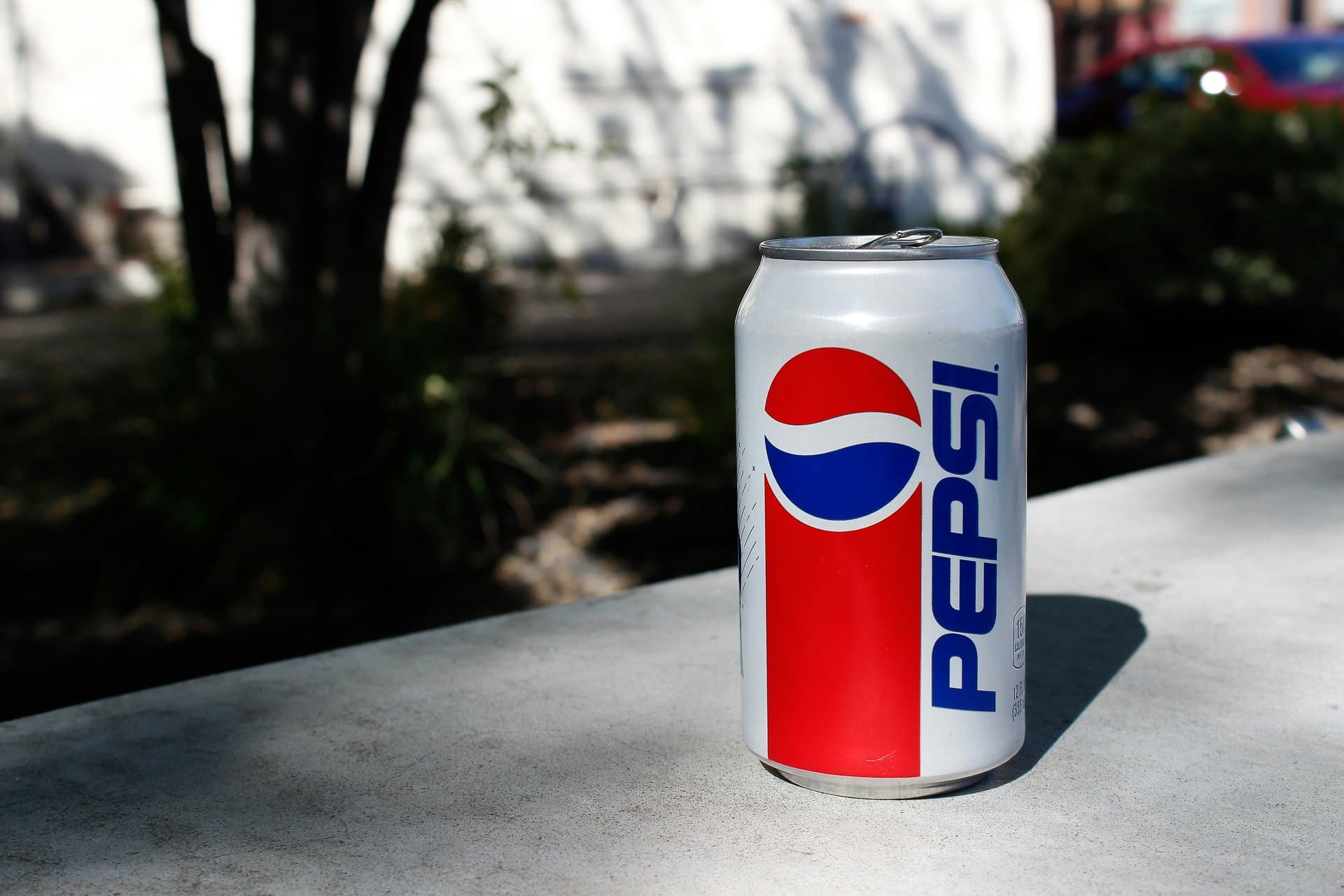 a can of pepsi