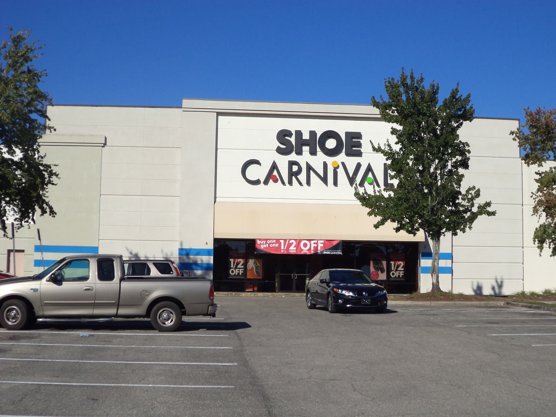 shoe carnival outlet